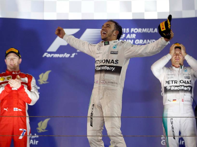 Lewis Hamilton da Mercedes vence Grande Prêmio do Bahrein de Fórmula 1, a terceira etapa da temporada 2015