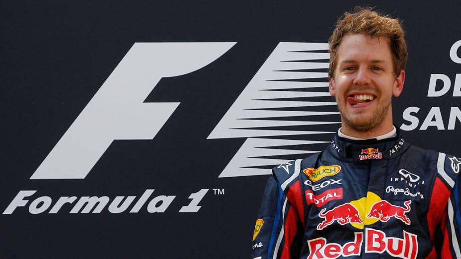Sebastian Vettel, da Red Bull Racing, comemora a vitória no GP da Espanha