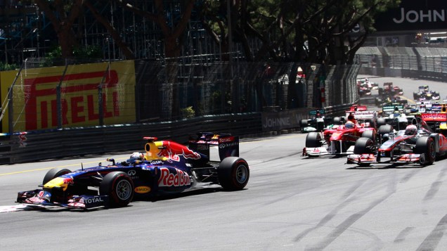 Sebastian Vettel lidera a corrida durante o GP de Mônaco