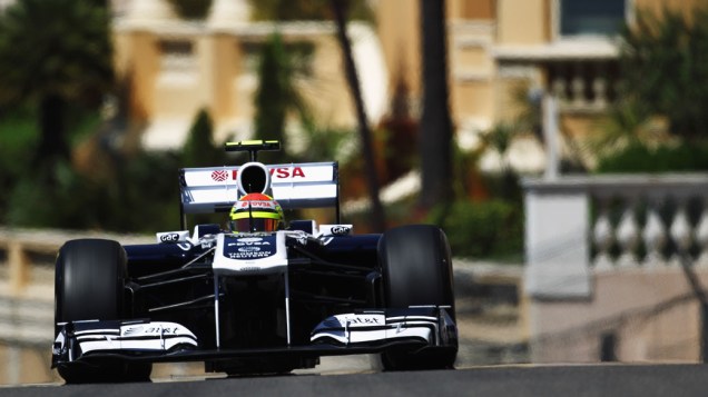 O piloto venezuelano Pastor Maldonado, da Williams, durante a terceira etapa do treino de classificação do GP de Mônaco