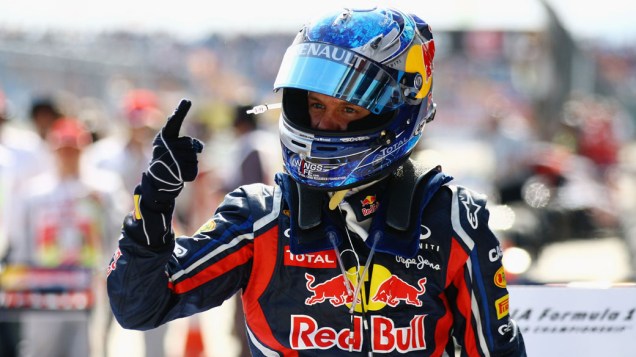 O alemão Sebastian Vettel comemora sua vitória no GP da Turquia, durante a temporada 2011 de Fórmula 1