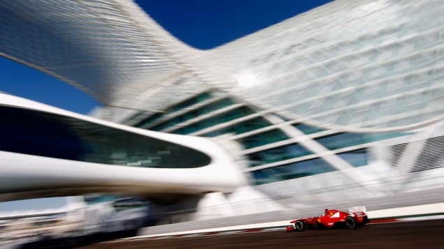 Fernando Alonso, da Ferrari, durante treino do GP de Abu Dhabi