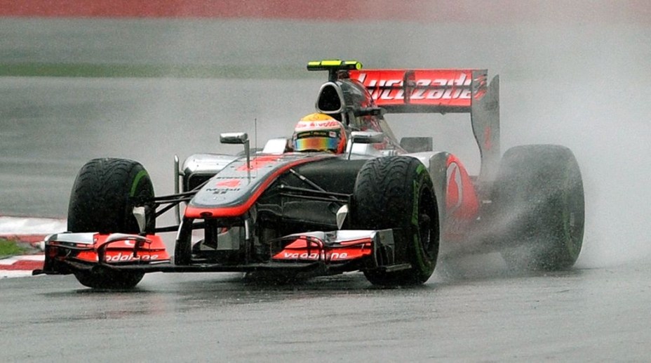 Lewis Hamilton, da McLaren, que largou na pole position no GP da Malásia, neste domingo