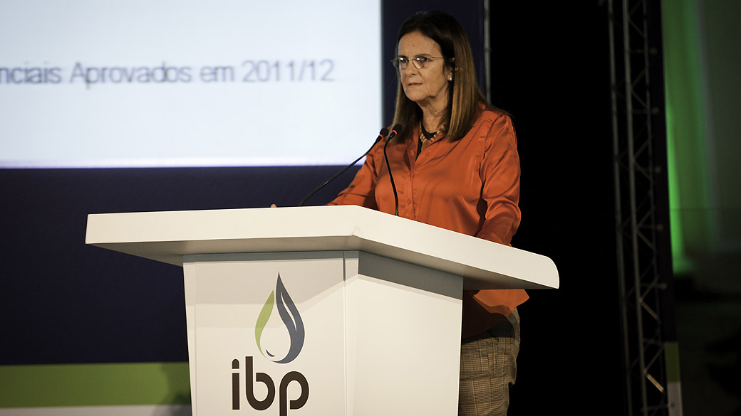 A presidente da Petrobras, Maria das Graças Foster, durante palestra, sobre os desafios da nova administração da companhia, promovida pelo IBP, em Copacabana, no Rio de Janeiro