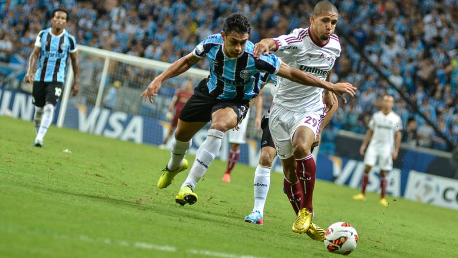 Grêmio e Fluminense se enfrentaram na noite desta quarta-feira (10) em Porto Alegre pela Copa Libertadores da América 2013