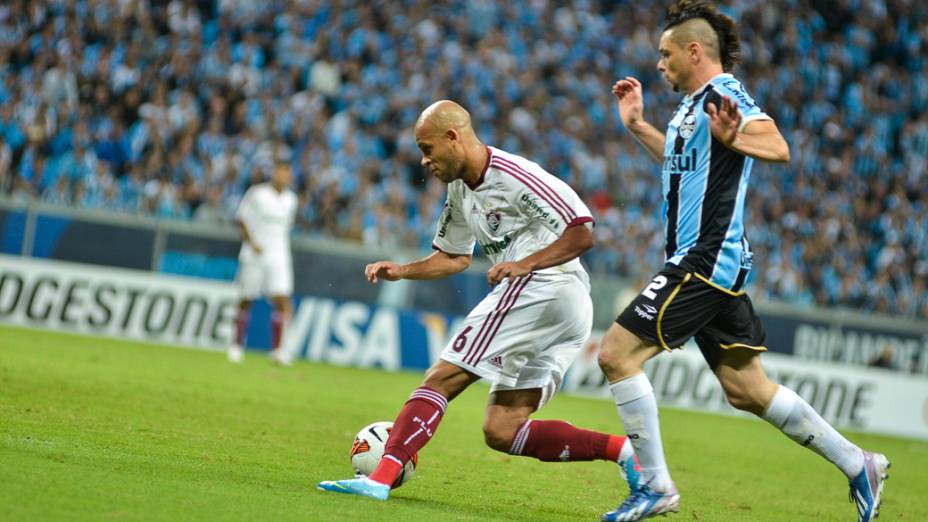 Grêmio e Fluminense se enfrentaram na noite desta quarta-feira (10) em Porto Alegre pela Copa Libertadores da América 2013