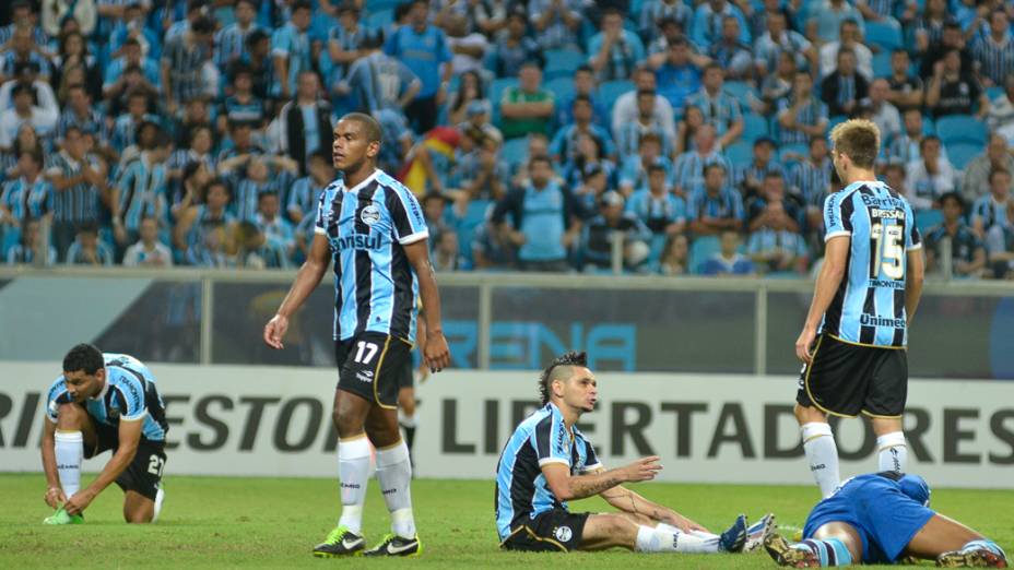 Grêmio e Fluminense se enfrentaram na noite desta quarta-feira (10) em Porto Alegre pela Copa Libertadores da América 2013