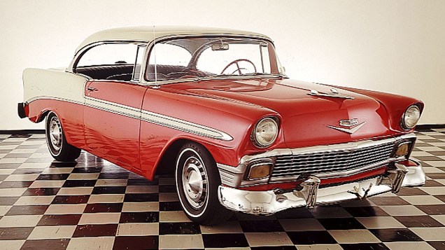 Chevrolet Bel Air: um dos marcos americanos dos automóveis, grandão, beberrão, mas cheio de estilo e com motores V8 sob o capô. O modelo 1957 é avaliado em mais de 115.000 dólares