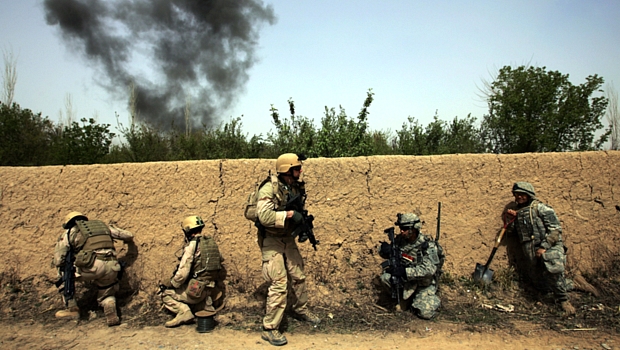 Foto tirada em março de 2008 mostra soldados americanos em Bagdá