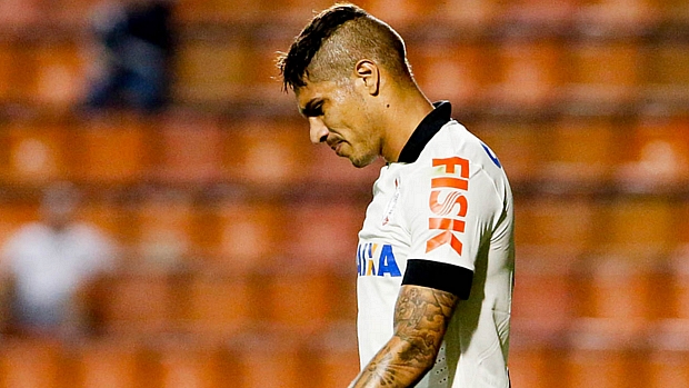 Sem reação: Guerrero lamenta derrota do Corinthians no Pacaembu