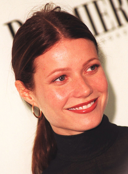 Gwyneth Paltrow durante evento em Beverly Hills, em novembro de 1999