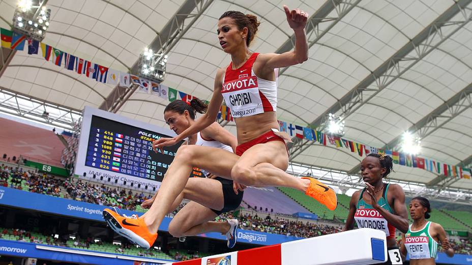 Habiba Ghribi, prata nos 3.000 m com obstáculos, ganhou uma das três medalhas da Tunísia em Londres