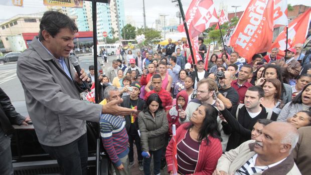 Fernando Haddad durante a campanha que amargou prejuízo de 26 milhões de reais