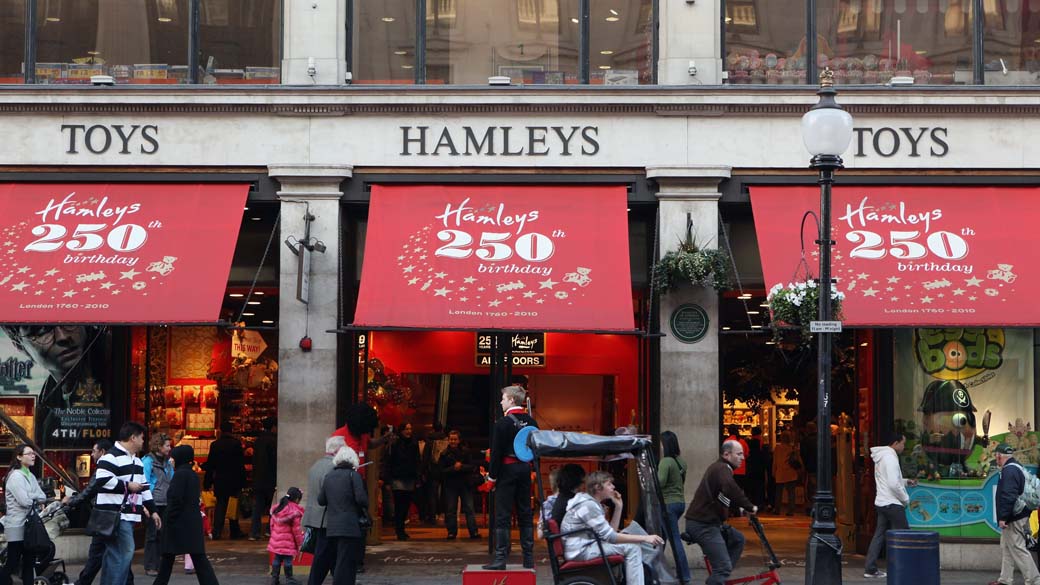 Fachada da loja de brinquedos Hamleys, na Regent Street, em Londres