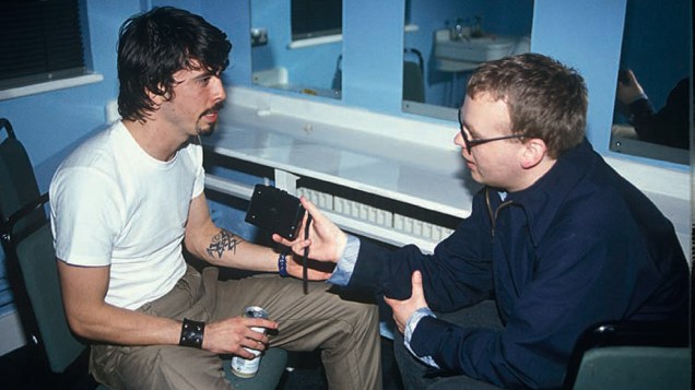 Conhecendo Grohl nos bastidores da Brixton Academy, em Londres, 23 de novembro de 1997