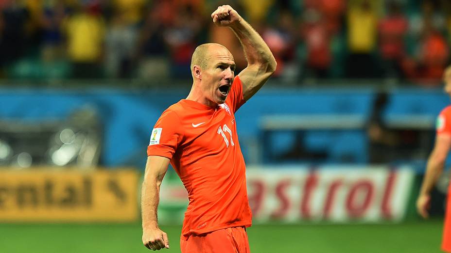 O jogador da Holanda, Arien Robben comemora a vitória sobre a Costa Rica, em Salvador