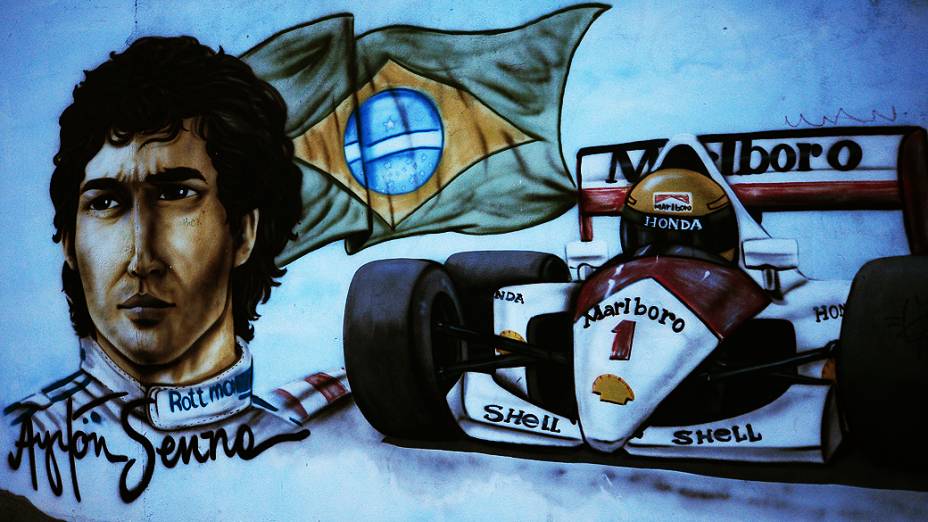 Grafite em homenagem ao piloto Ayrton Senna no 20º aniversário da morte do ídolo da Fórmula 1