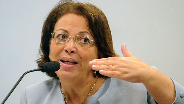 A ministra das Relações Institucionais, Ideli Salvatti