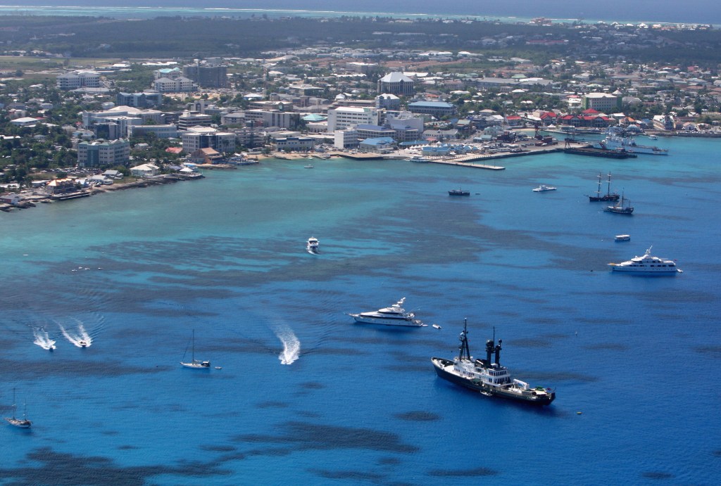 lhas Cayman quer acabar com sua reputação de local para atividades financeiras clandestinas
