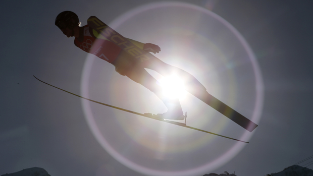 Roman Koudelka, da República Checa, durante treino para os Jogos de Inverno de Sochi, na Rússia
