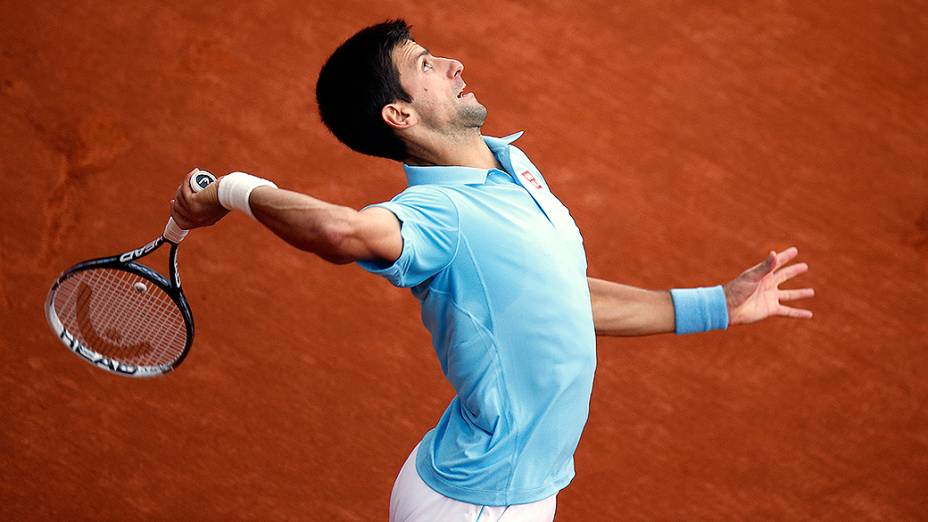 Novak Djokovic na partida contra o francês Jeremy Chardyno torneio de Roland Garros
