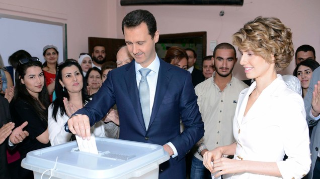 O chefe de Estado sírio, Bashar al-Assad, votou nesta terça-feira (03/06) no centro de Damasco durante as eleições presidenciais sírias