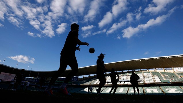 Jogadores da seleção australiana de Rugby durante treino no estádio de Sydney