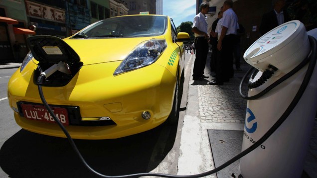Primeiro taxi elétrico começa a rodar este mês no Rio de Janeiro