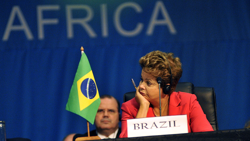 Presidente do Brasil, Dilma Rousseff, durante reunião dos Brics (Brasil, Índia, China e África do Sul) em Durban, na África do Sul