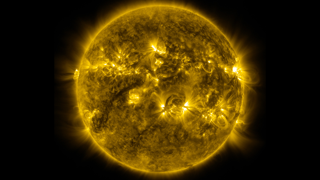 Imagem feita pelo Observatório de Dinâmica Solar da agência espacial americana, Nasa, mostra as condições atuais de "tranquilidade" da coroa solar e a região de transição do Sol, sem a presença de explosões