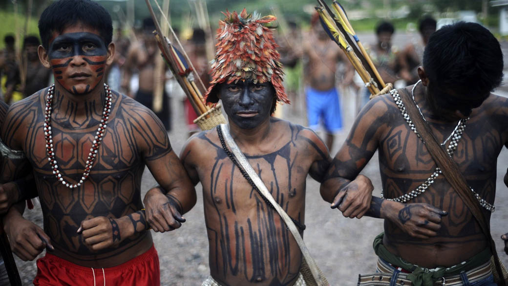 Em Altamira, índios de diversas etnias paralisaram ano passado a construção da usina de Belo Monte