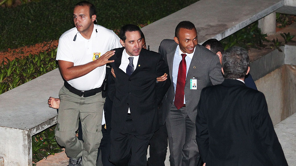 Donadon é o caso mais recente de político de Rondônia pego em esquema de corrupção
