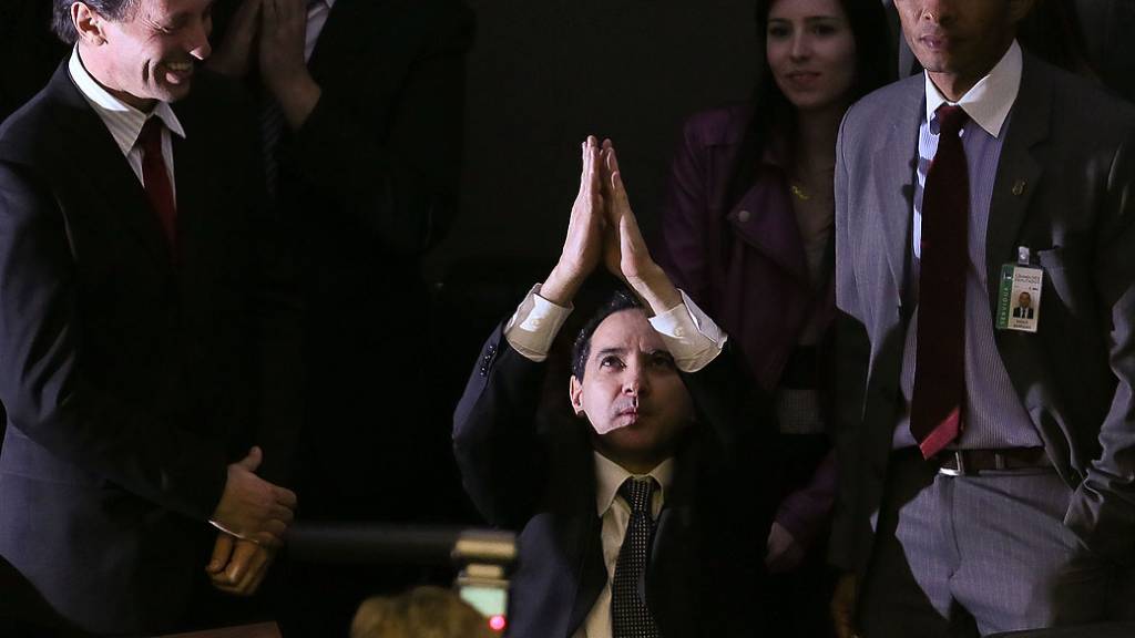 Câmara já livrou deputado condenado da cassação, mas afastou parlamentar em seguida