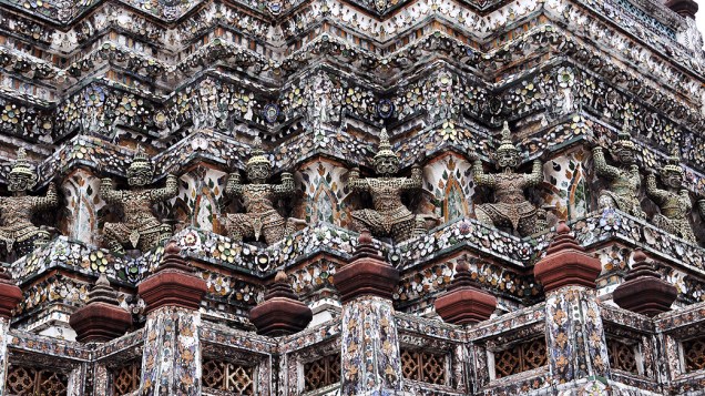 O edifício Wat Arun, um dos mais representativos da cultura tailandesa fechará as portas para um período de restauração que levará três anos