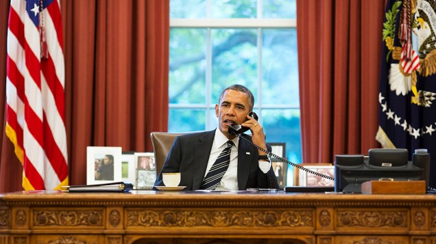 O presidente dos Estados Unidos Barack Obama, fala com o novo presidente do Irã, Hassan Rouhani, em telefonema histórico nesta sexta-feira (27)