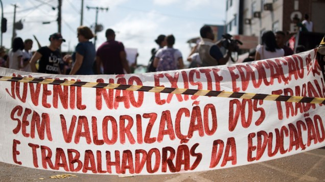 Professores da rede estadual de ensino do estado do Pará realizam manifestação em Altamira para reivindicar melhores condições de trabalho