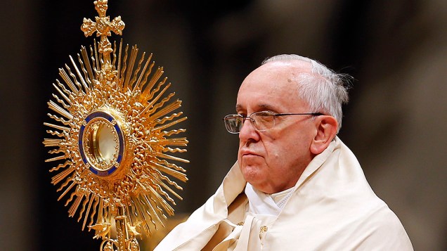 Papa Francisco celebra a última missa do ano na Basílica de São Pedro no Vaticano