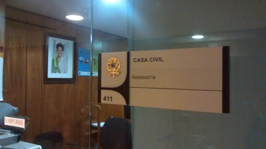 Dilma: só uma fotografia na parede