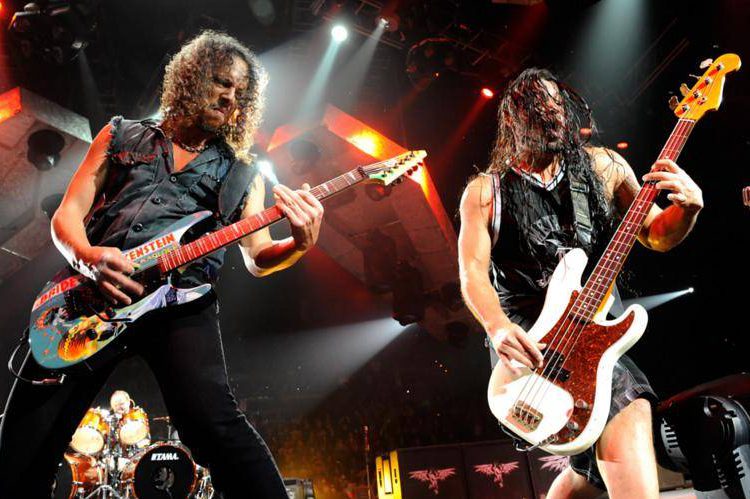 Com mais de 100 milhões de discos vendidos, o Metallica chega ao Brasil para uma turnê de shows em janeiro.