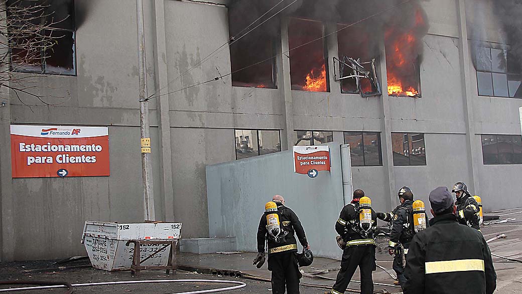 Incêndio na Loja Armarinhos Fernando, na Moóca