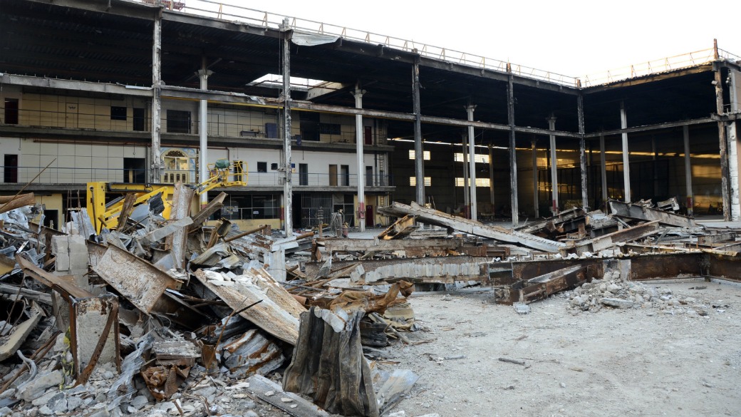 A Cidade do Samba ainda devastada pelo incêndio