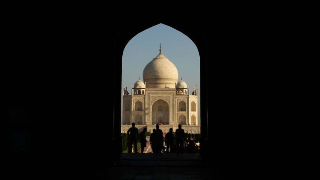 O monumento Taj Mahal em Agra, na Índia