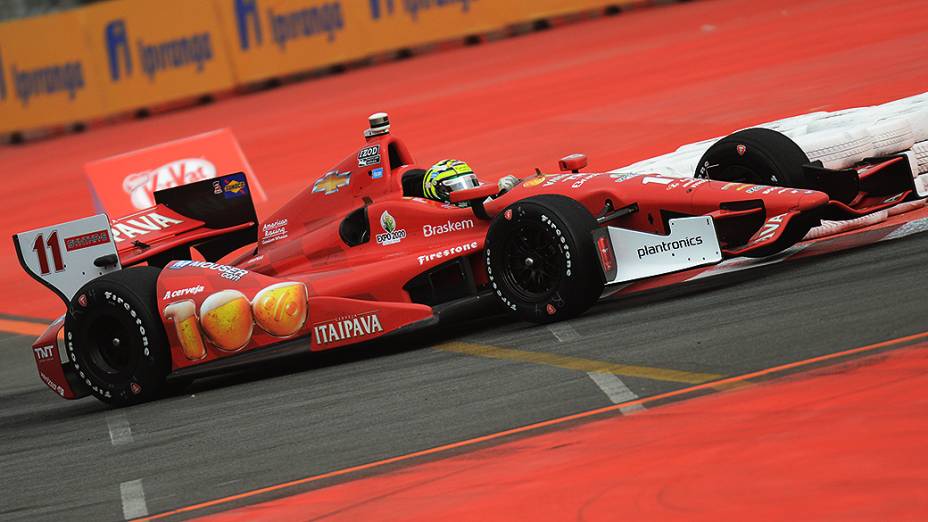 Tony Kanaan durante corrida da Indy 300, no Anhembi, em São Paulo neste domingo (05)