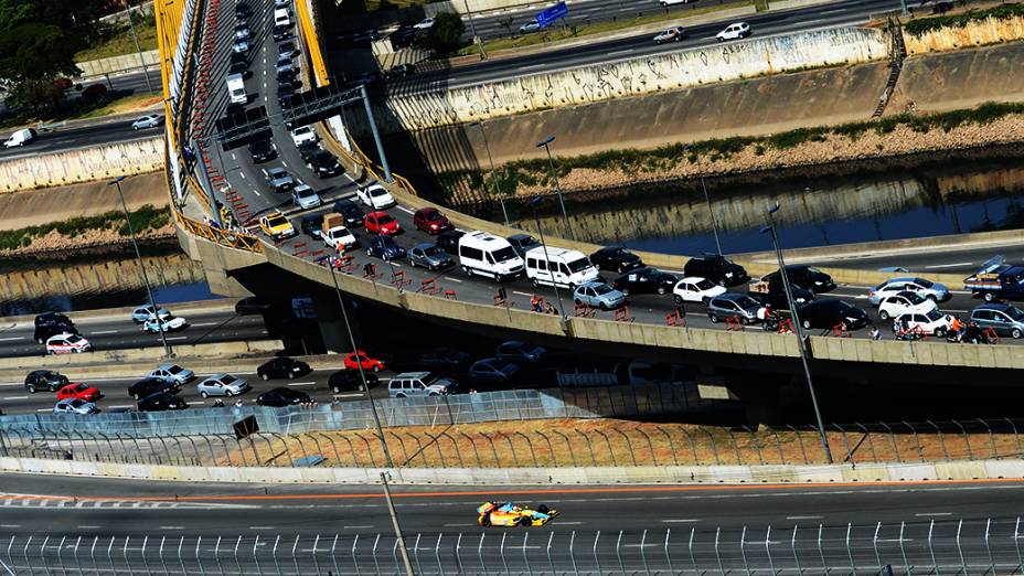 Treino de classificação para Indy 300 no Anhembi em São Paulo