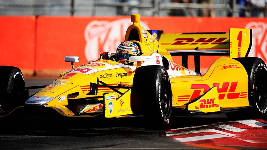 Ryan Hunter-Reay larga em primeiro no GP São Paulo Indy 300, no Anhembi, em São Paulo