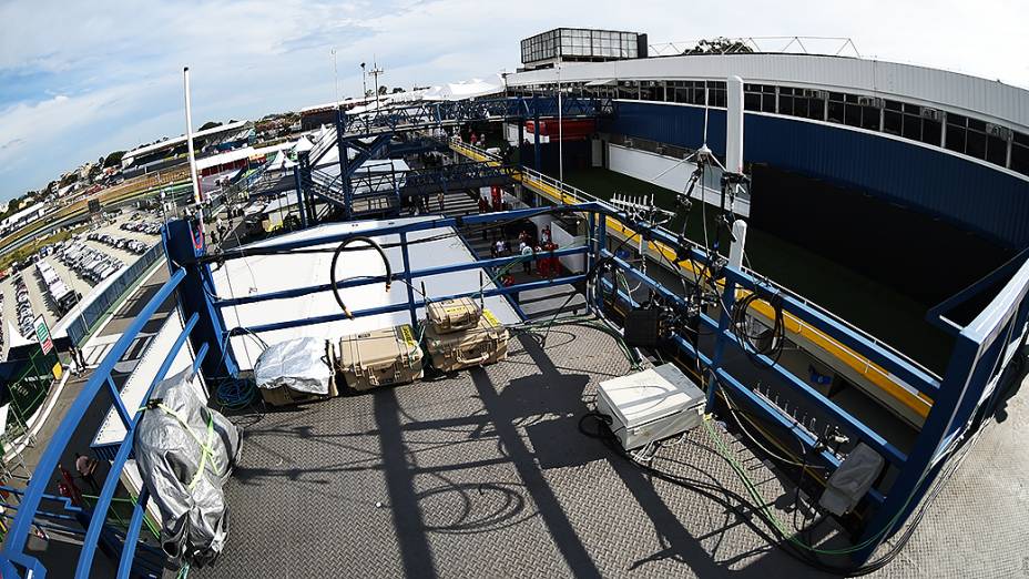 O trabalho nos boxes e área de paddock do Autódromo de Interlagos