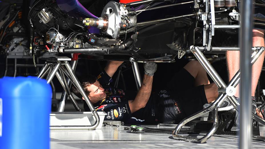 O trabalho nos boxes e área de paddock do Autódromo de Interlagos