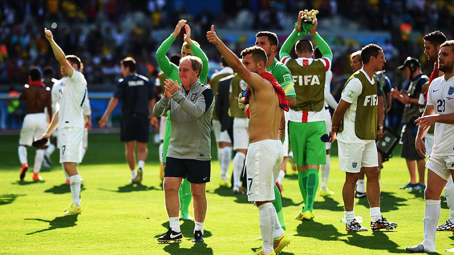 A despedida da seleção inglesa da Copa do Mundo, no empate sem gols com a Costa Rica, no Mineirão, em Belo Horizonte