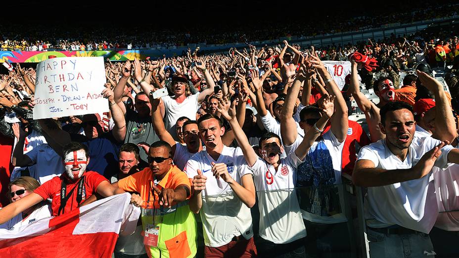 A despedida da seleção inglesa da Copa do Mundo, no empate sem gols com a Costa Rica, no Mineirão, em Belo Horizonte