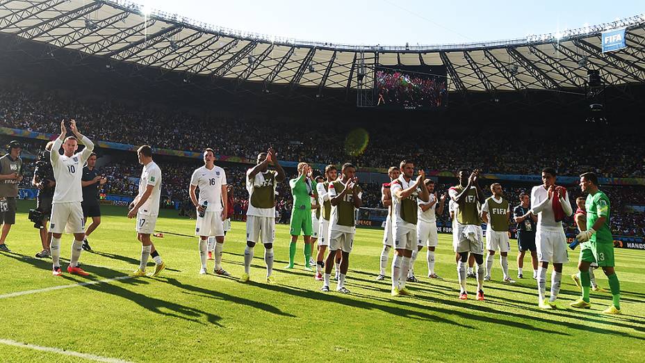 Jogadores da Inglaterra se despedem da Copa do Mundo no Brasil